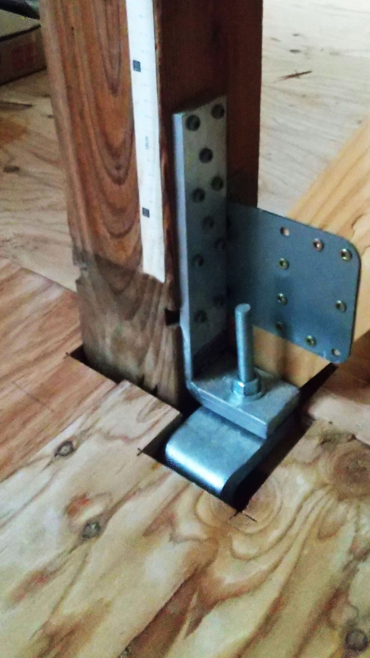 金物による補強