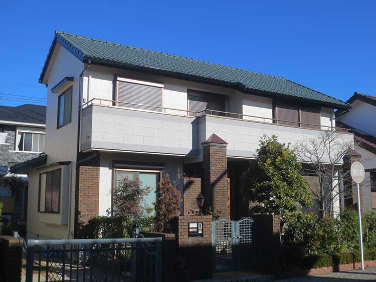 塗装仕上げ(一般塗装＋自然石調装飾仕上げ)